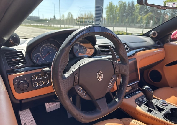 Maserati GranCabrio cena 330000 przebieg: 25600, rok produkcji 2018 z Warszawa małe 211